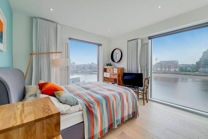 4 Bedroom Maisonette To Rent In Central Avenue, Fulham, London, SW6