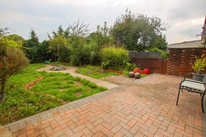 3 Bedroom Terraced House For Sale In Millbrook, Southampton, SO16