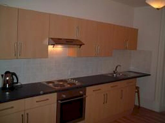 2 Bedroom Flat To Rent In Commercial Street, Dundee, DD1