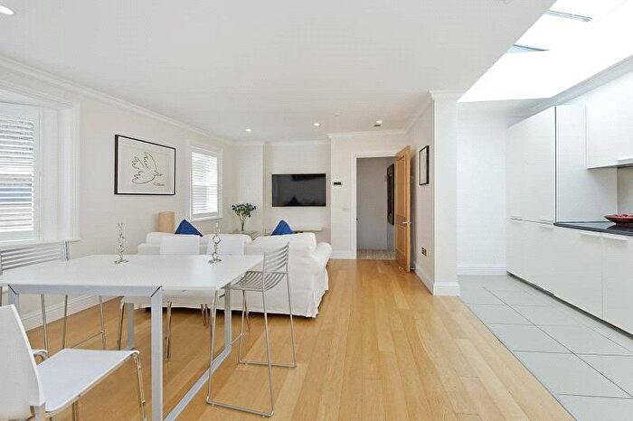 1 Bedroom Flat To Rent In Vantage Place, London, W8