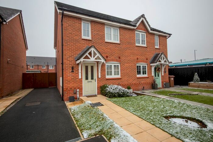 2 Bedroom Semi-Detached House To Rent In Skipton Close, Newton-Le-Willows WA12