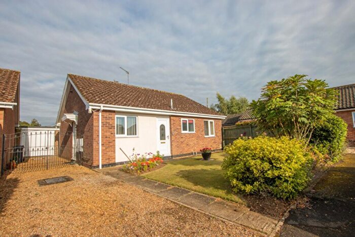 2 Bedroom Detached Bungalow For Sale In Jubilee Gardens, Snettisham, PE31