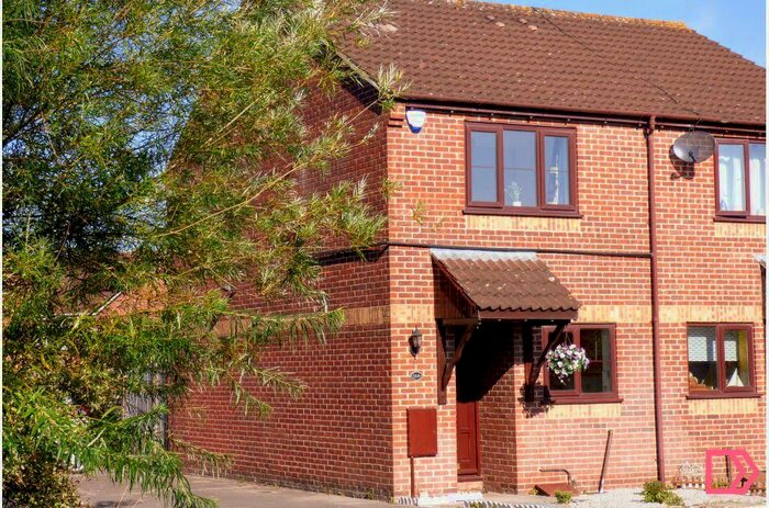 2 Bedroom End Of Terrace House To Rent In New Road, Stoke Gifford, Bristol, Bristol, BS34