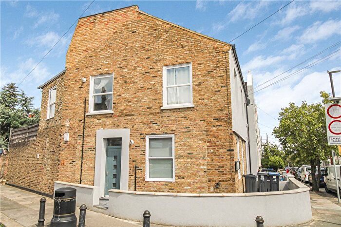 4 Bedroom Flat To Rent In Haydon Park Road, London, SW19