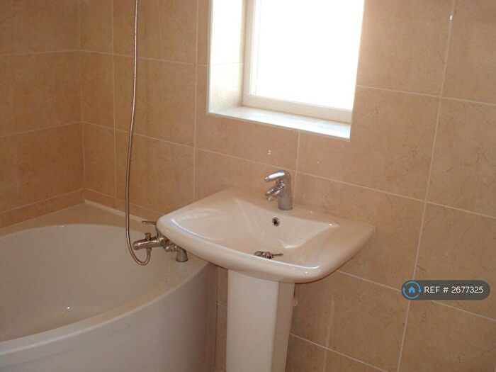 3 Bedroom Semi Detached House To Rent In Cheviot Terrace, Stanley, DH9