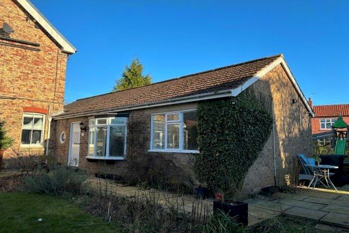 1 Bedroom Flat To Rent In Middleton Road, Pickering, YO18