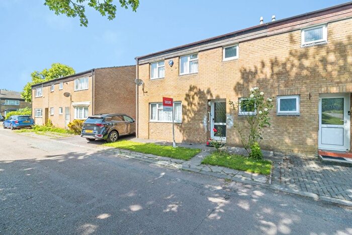 4 Bedroom Semi-Detached House For Sale In Lamva Court, Stony Stratford, Milton Keynes, Buckinghamshire, MK11