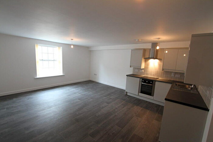 1 Bedroom Apartment To Rent In Church Lane, Banbury, Oxon, OX16