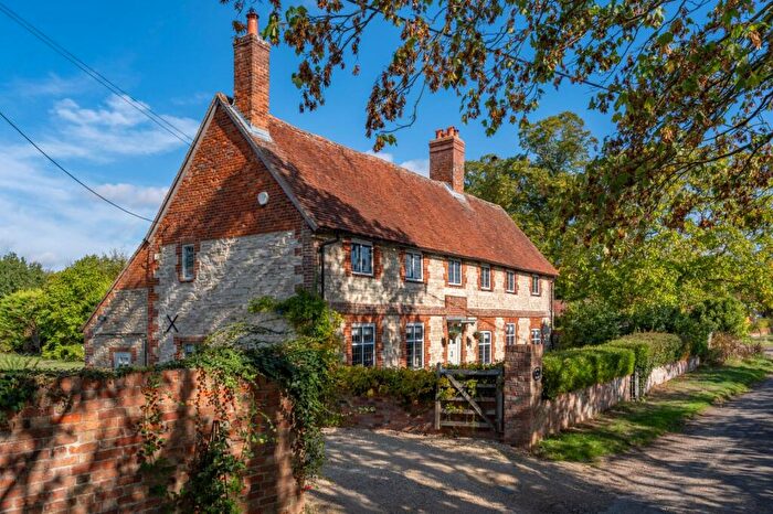 5 Bedroom Detached House For Sale In Overy, Dorchester-on-Thames, Wallingford, Oxfordshire, OX10