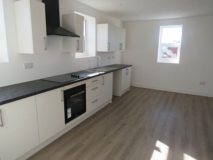 2 Bedroom Flat To Rent In The Shambles, Wednesbury, WS10