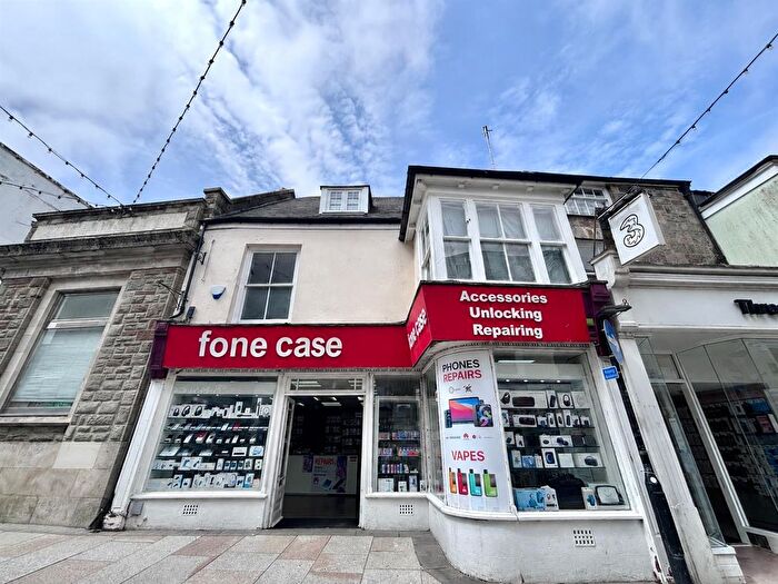 2 Bedroom Flat For Sale In Biddicks Court, St. Austell, PL25