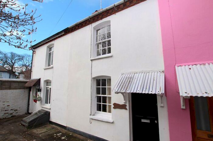 2 Bedroom Terraced House To Rent In Off Green Street, St James, HR1