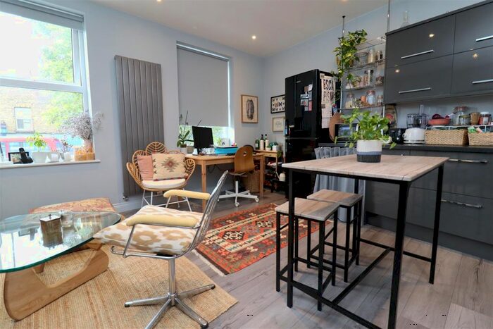 1 Bedroom Flat To Rent In Lower Road, London, SE16