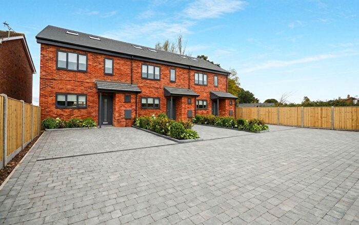 3 Bedroom Terraced House For Sale In Herons Way, Hythe, CT21