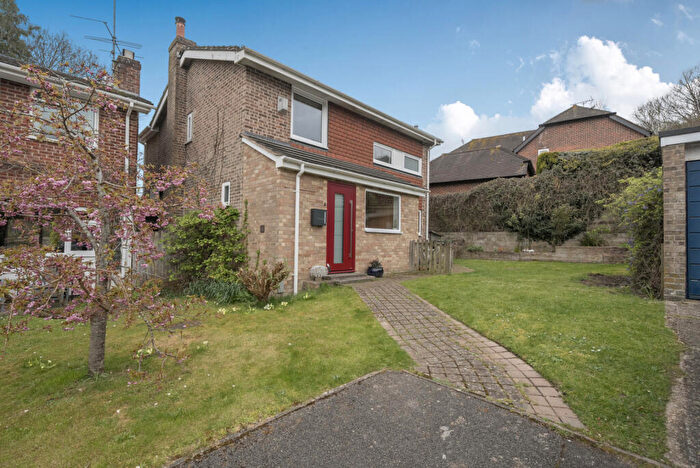 4 Bedroom Detached House To Rent In The Bull Meadow, Streatley, Reading, Berkshire, RG8
