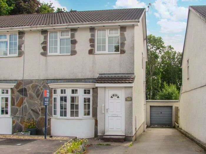 3 Bedroom Property To Rent In Ty Gwyn Drive, Brackla, Bridgend, CF31