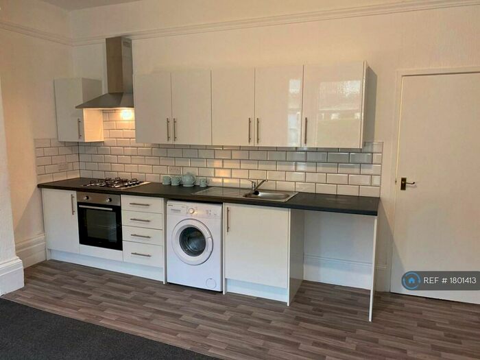 1 Bedroom Flat To Rent In Argyle Square, Sunderland, SR2