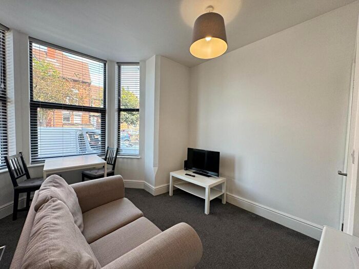 2 Bedroom Apartment To Rent In Flat, Millicent Road, West Bridgford, Nottingham, NG2