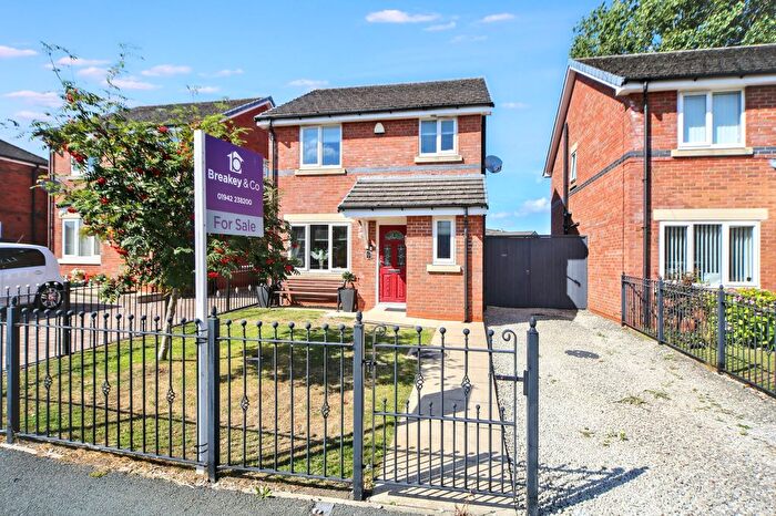 3 Bedroom Detached House For Sale In Latham Lane, Orrell, WN5