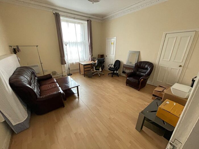 1 Bedroom Flat To Rent In Bell Street, DD1