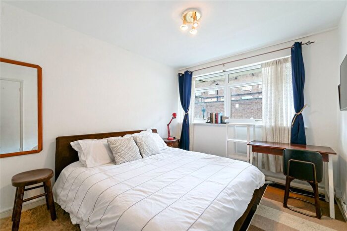 1 Bedroom Flat To Rent In Inverness Terrace, London, W2