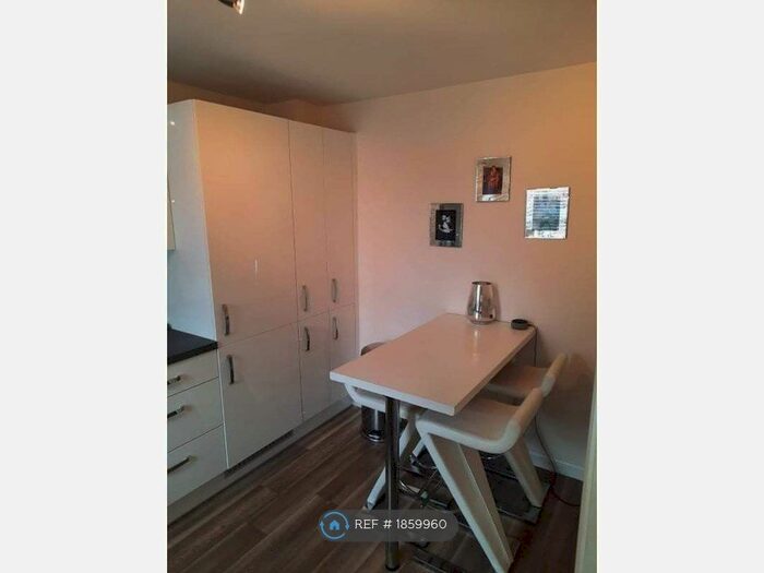 3 Bedroom Semi-Detached House To Rent In Grasshopper Drive, Warton, Preston, PR4