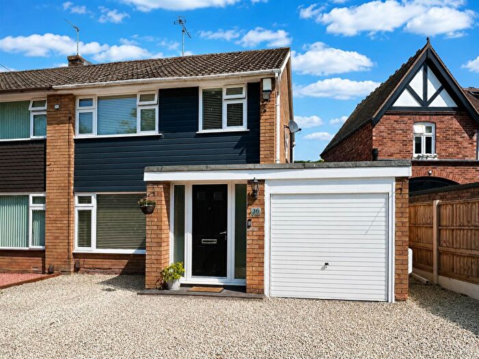 3 Bedroom House For Sale In Station Road, Hagley, Stourbridge, DY9