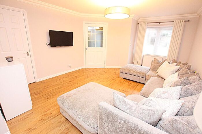 3 Bedroom Semi Detached House For Sale In Daisyhill Road, Blackburn, EH47