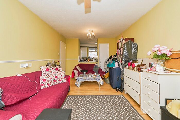 1 Bedroom Flat For Sale In King Street, London, W6