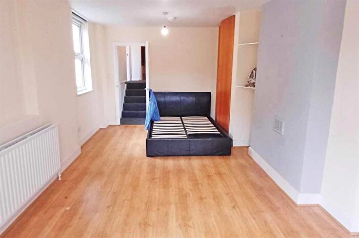 1 Bedroom Flat For Sale In Springwell Avenue, London, NW10