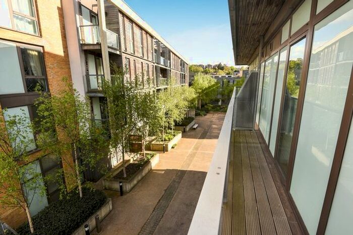 1 Bedroom Flat To Rent In Woolwich Road, London, SE10