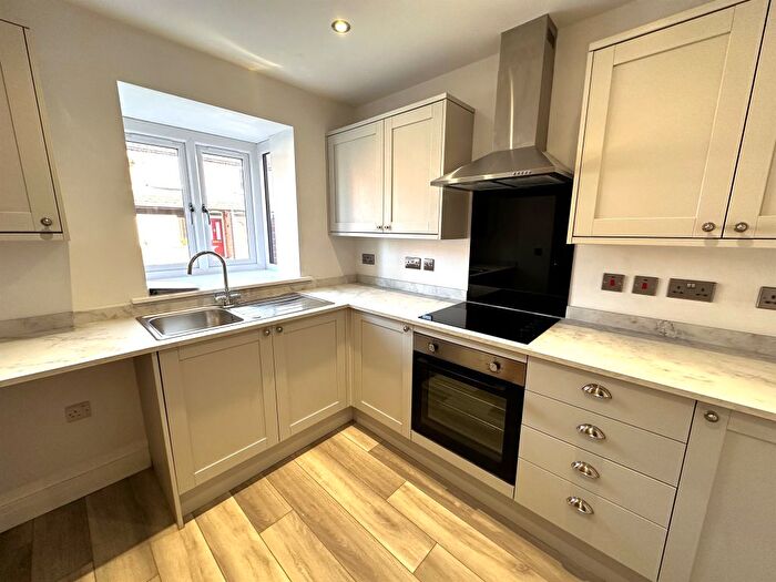 3 Bedroom Town House For Sale In Woodstock Street, Lincoln, LN1