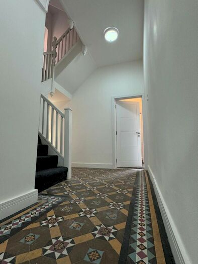 1 Bedroom Flat To Rent In Flat Blenheim Road, Birmingham, B13