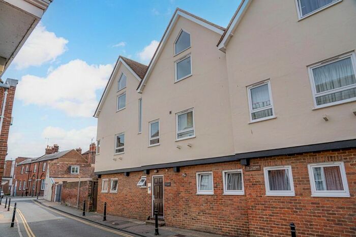 1 Bedroom Flat To Rent In - King Street, Canterbury, CT1