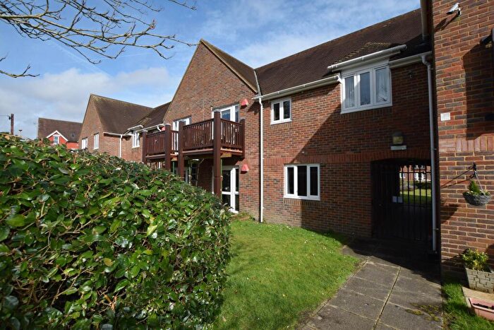 1 Bedroom Apartment For Sale In Mary Rose Mews, Adams Way, Alton, Hampshire, GU34