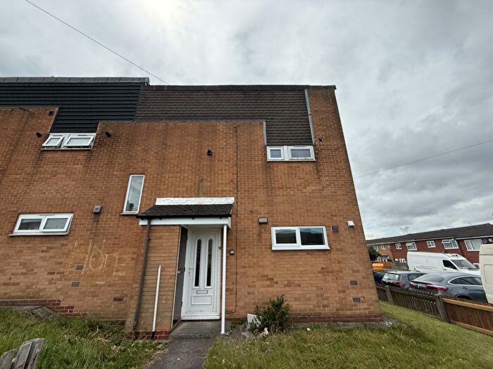3 Bedroom End Of Terrace House To Rent In Price Street, Smethwick, B66