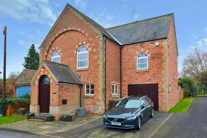 3 Bedroom Detached House To Rent In Maplebeck, Newark, NG22