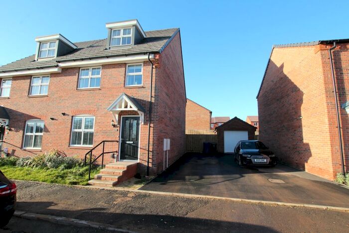 3 Bedroom Semi-Detached House To Rent In Fairburn Crescent, Edwalton, Nottingham NG12