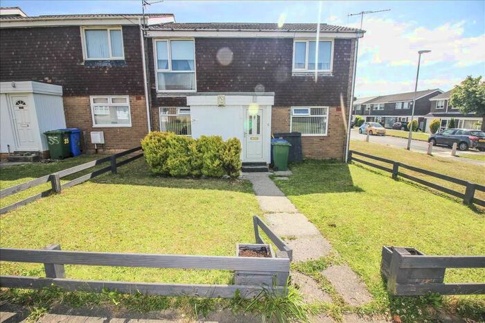 2 Bedroom Flat To Rent In Crofthead Drive, Collingwood Grange, Cramlington, NE23