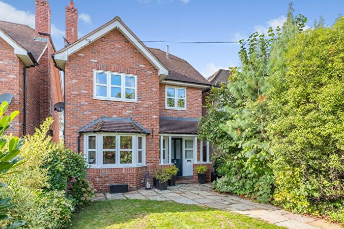 5 Bedroom Detached House For Sale In Harpenden Road, St. Albans, Hertfordshire, AL3