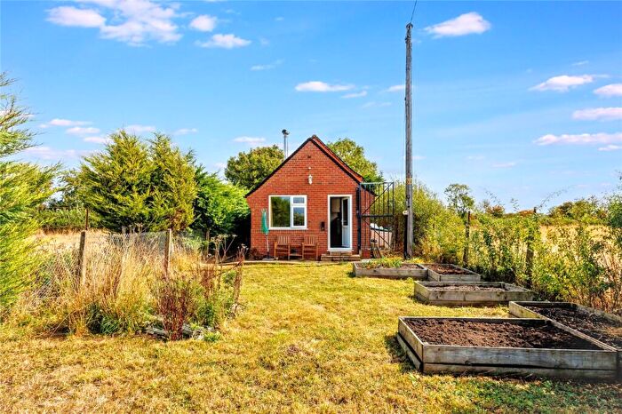 1 Bedroom Bungalow For Sale In Daventry Road, Willoughby, Rugby, Warwickshire, CV23