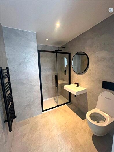 2 Bedroom Apartment To Rent In Arklow Road, London, SE14