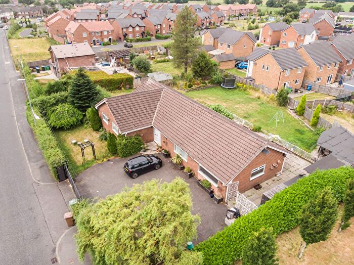 3 Bedroom Bungalow For Sale In Close Road Farm Bungalow, Langley Lane, Manchester, Lancashire, M24