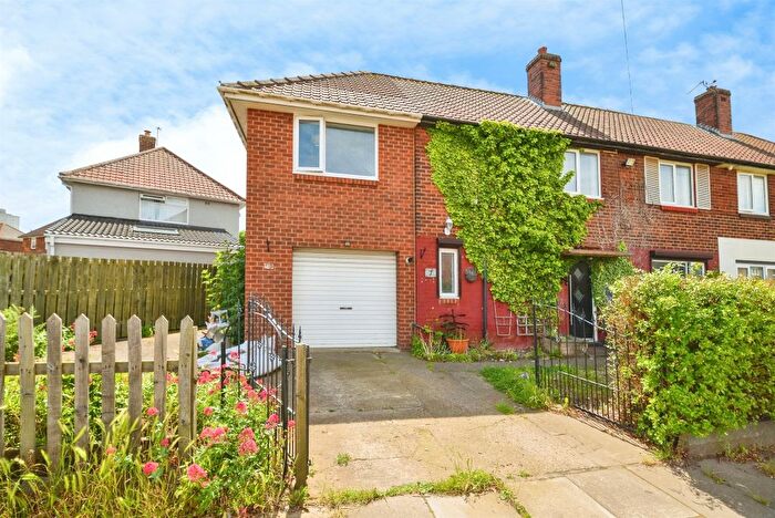 3 Bedroom End Of Terrace House For Sale In Lawnswood Road, Middlesbrough, TS3