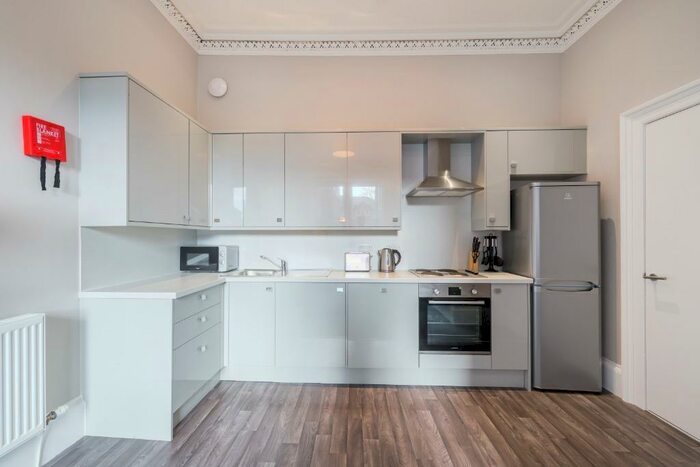 2 Bedroom Flat To Rent In Bruntsfield Place, Bruntsfield, Edinburgh, EH10