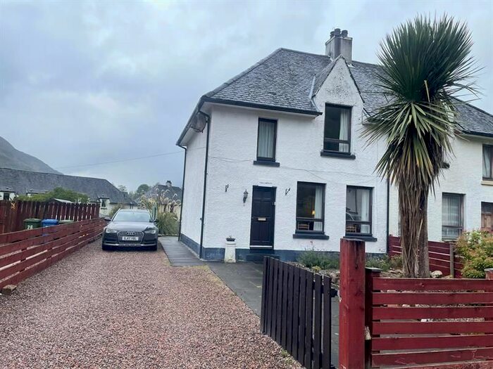 Houses for sale in Kinlochleven, Highland Council