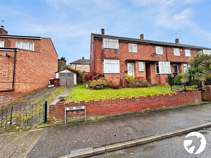 3 Bedroom House For Sale In May Road, Rochester, Kent, ME1
