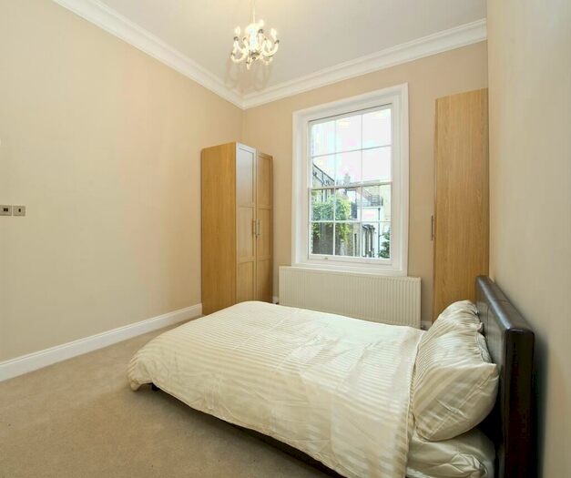 Studio To Rent In Redcliffe Gardens, London, SW10