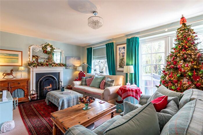 4 Bedroom Detached House For Sale In Spring Meadows, Great Shefford, Hungerford, Berkshire, RG17