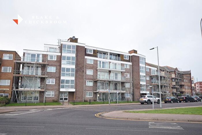 2 Bedroom Penthouse For Sale In Mansfield Towers, Marine Parade East, Clacton-on-Sea, CO15